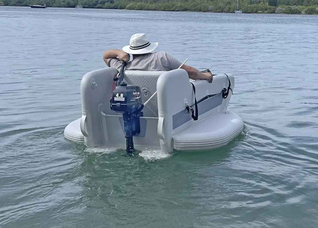 Lake Adventures Durable Inflatable Water Insland Drop Stitch Mini Boat With Pump