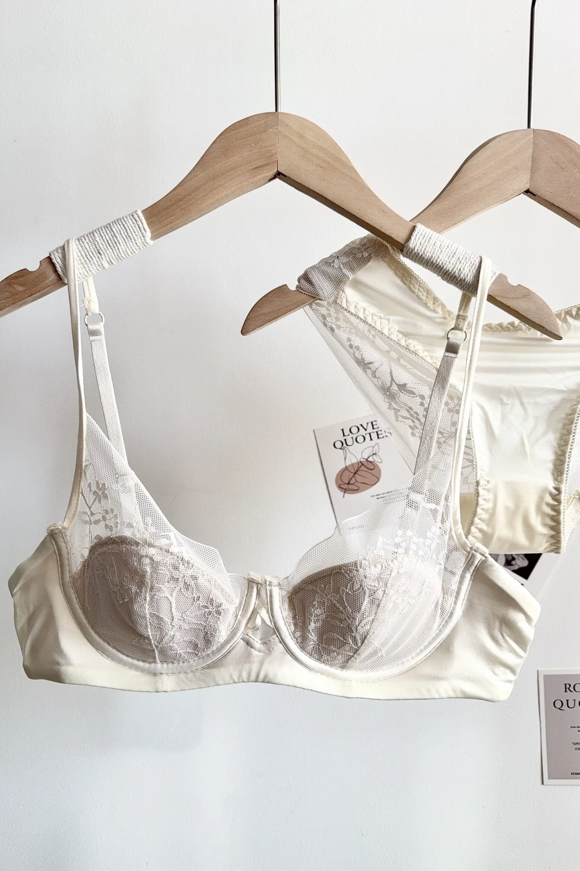 Conjunto de Lencería de Encaje Cómodo para Mujer, Sujetador con Aros Suaves, Copa Delgada, Push-Up, Transpirable, Ropa Interior para Mujeres con Busto Pequeño