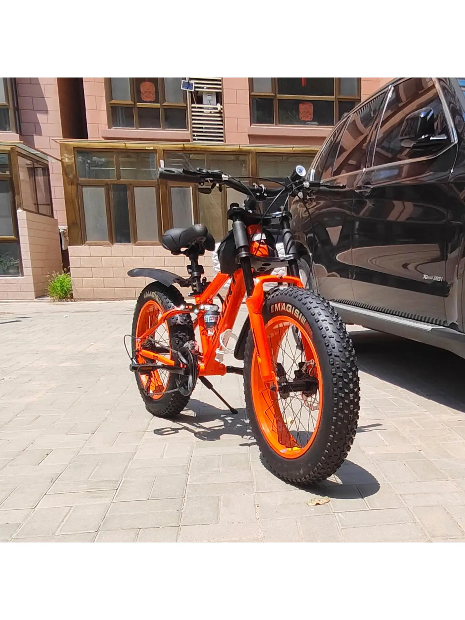 AliExpress NONE 26/24/20 inch large tires 4.0 ultra wide beach snow mountain bike off-road variable speed dual shoulder shock absorber bicycle
