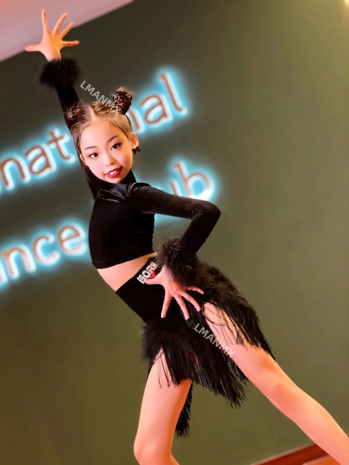 الخريف/الشتاء امتحان الفن اللاتيني الفتيات الراقية شعر طويل الأكمام شرابة تنورة أداء الرقص المهنية مجموعة الملابس #2