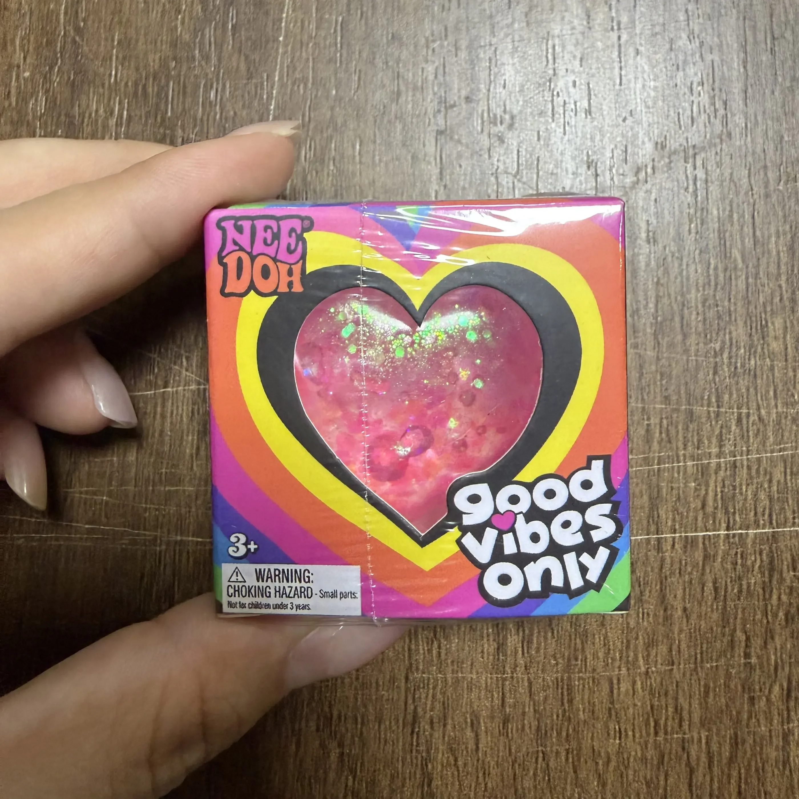 NEUES Herz-Squishy-Spielzeug, weich und angenehm auf dem Hautgefühl, nicht klebrig, schnell wieder aufspringend, niedlich und kompakt, tragbares Handflächengroßes Spielzeug – Detail 3