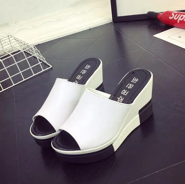 2020 Fashion Flip Flops Women shoes Slippers Platform Summer Shoes Open Toe Wedges Sandals Ladies Shoes women Plus Size 35-40