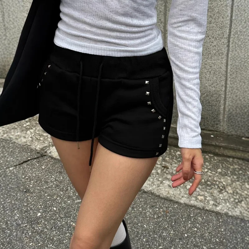 

Летние шорты 2026 года с бриллиантовой отделкой и завязками, сексуальные, в европейско-американском стиле, темные, для женщин