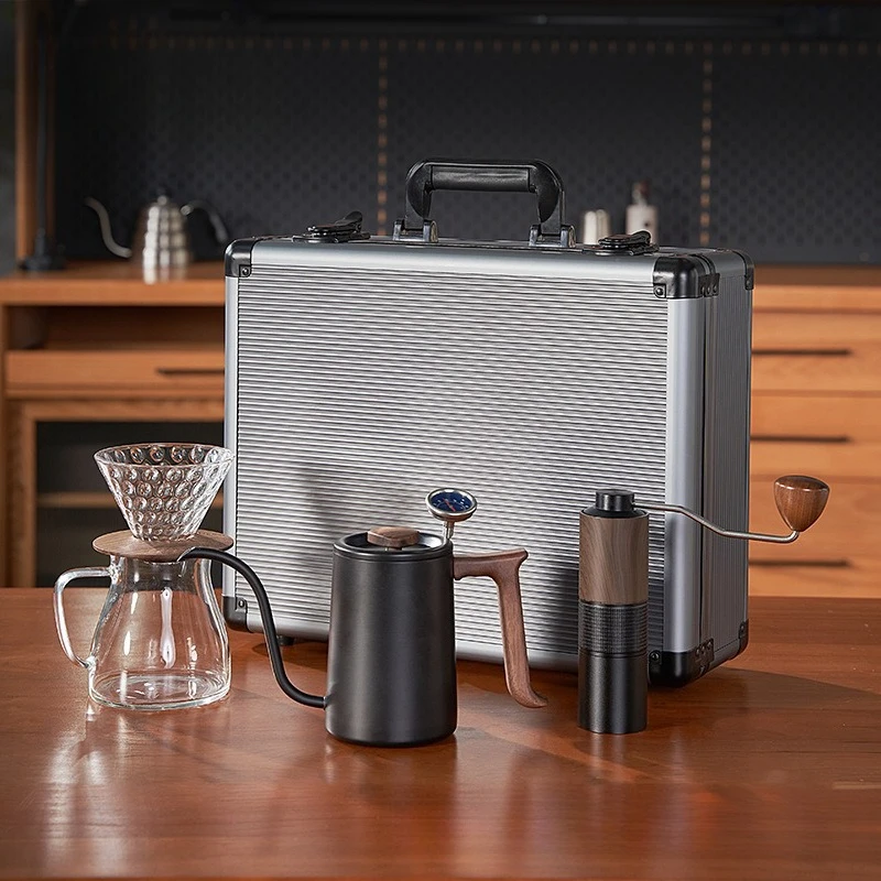 Outdoor coffee set, internet celebrity killer box grinder, sharing pot, filter cup, thermometer, portable coffee gift box set