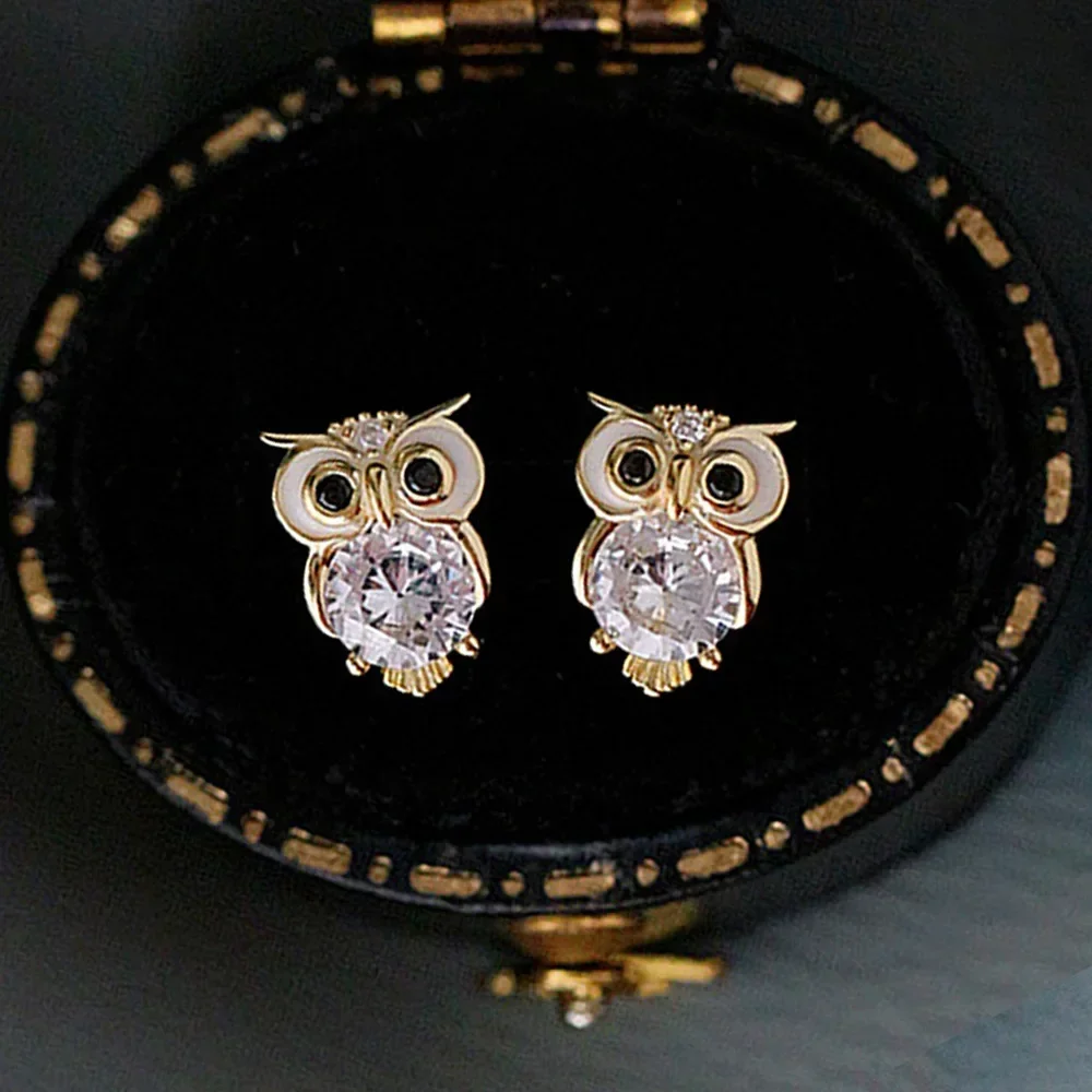 2024 New Cute Inlaid Zircon Owl Earrings Small and Exquisite Animal Creativity Advanced Women's Allergy Jewelry