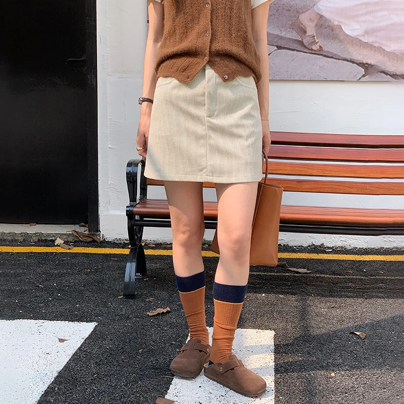 

Шикарная вельветовая юбка женская с завышенной талией, А-силуэт, облегающая, короткое платье, осенний сезон, универсальная, в корейском стиле, миди-юбка