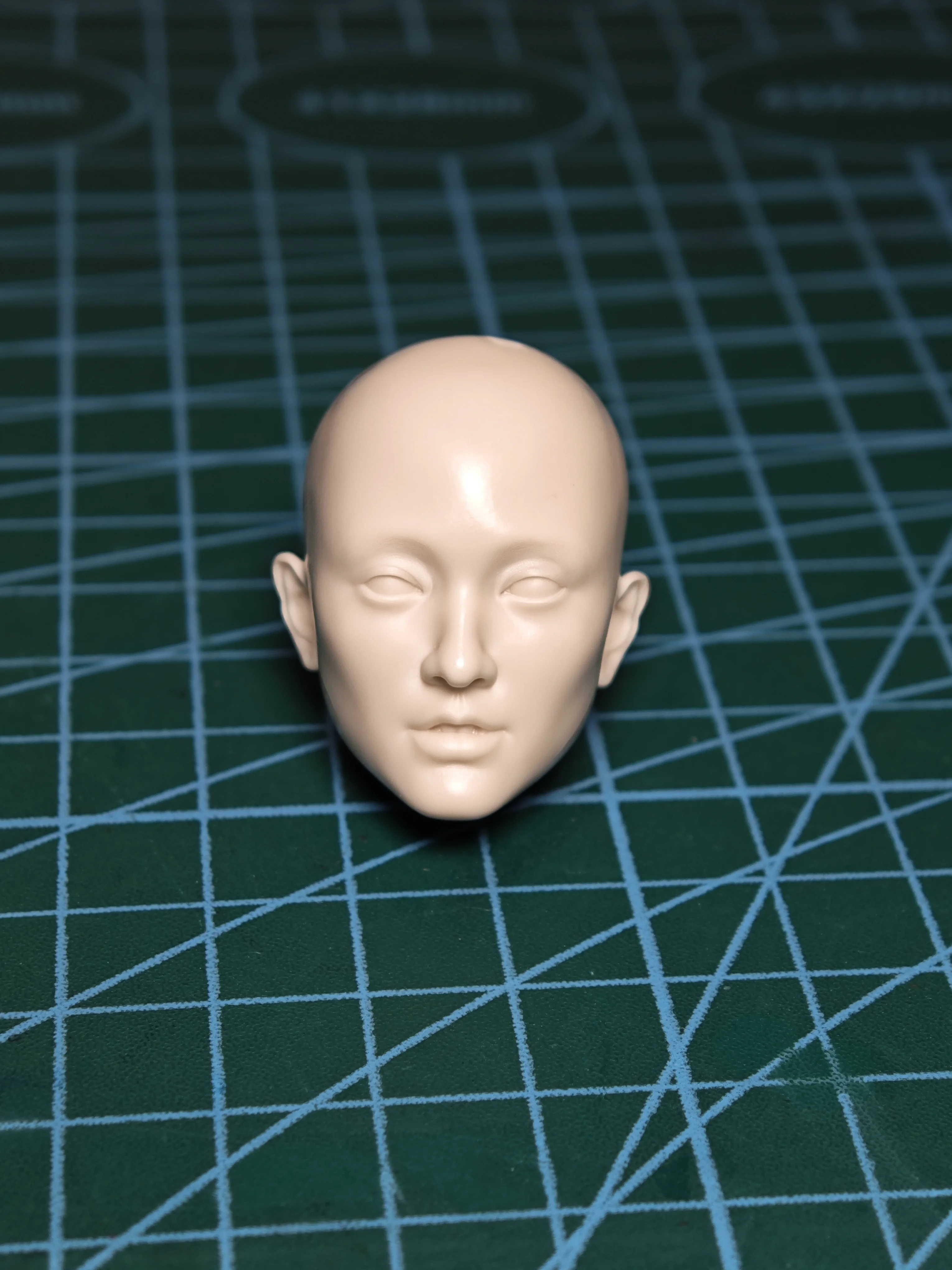 

1/6 Unpainted Bald Zhou Xun Head Carving Sculpt Fit 12inches Figure Doll
