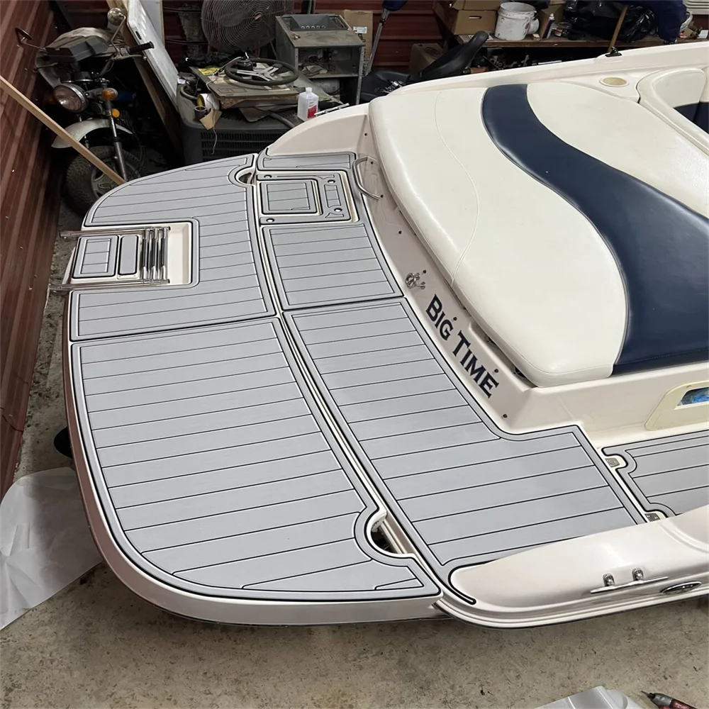 Mata podłogowa do łodzi Rinker Captiva 212 z 2003 roku, styl SeaDek/Gatorstep, samoprzylepna, imitacja teaku z pianki EVA, b69d5hsd