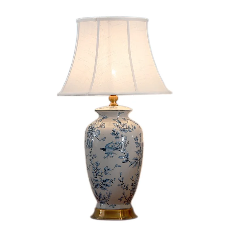 

New Chinese classical B & B room retro ceramic desk lamp blue American living room bedroom bedside lamp high-end decorative lamp