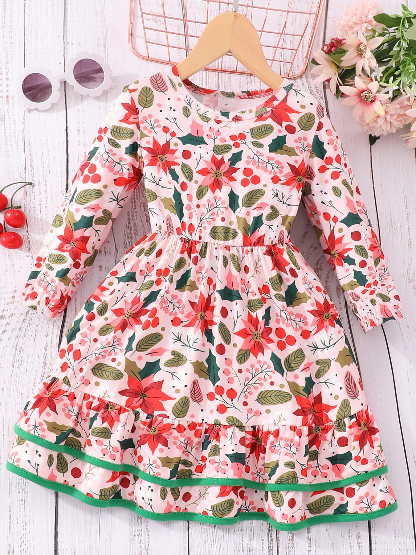 Girls\' and children\'s long sleeved printed cake dress casual dress