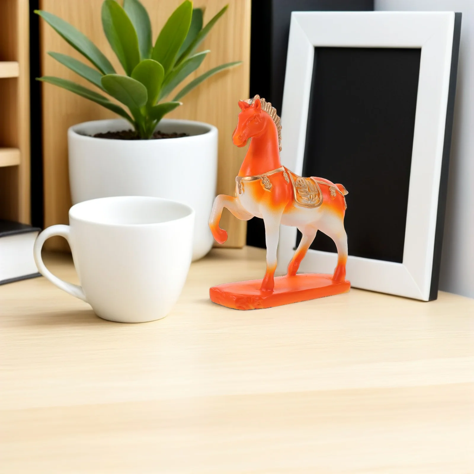 

Chinese New Year 2026 Horse Statue Gradient Color Design Zodiac Animal Fortune Desktop Lucky Decor Resin Sculpture
