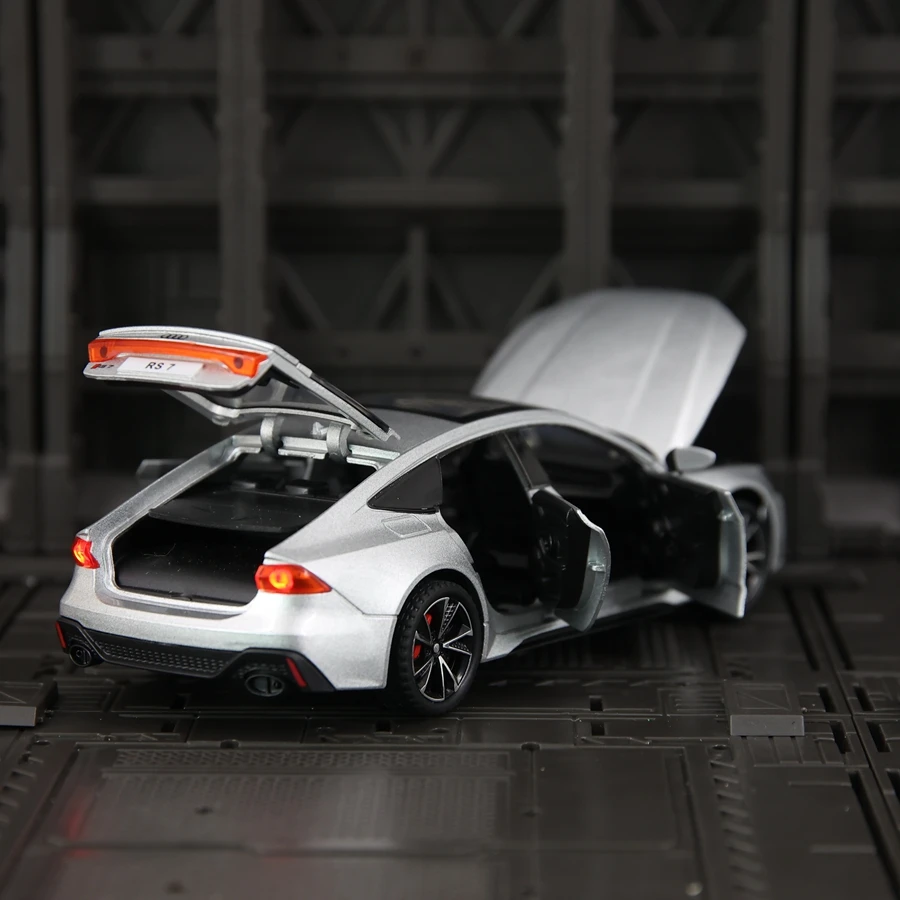 

1:32 Audi RS7 coupe alloy car model ornaments front wheel steering shock absorption toy boy door and hood trunk can be opened