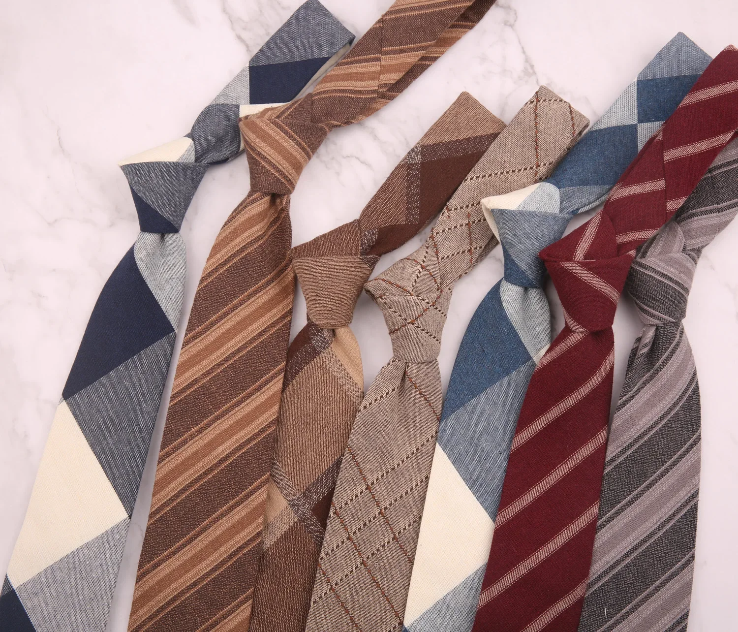 

Autumn Winter Styles 7CM Skinny Neckties British Leisure Plaid Striped Tie for Man Business Dinner Party Ties Graduation Gift