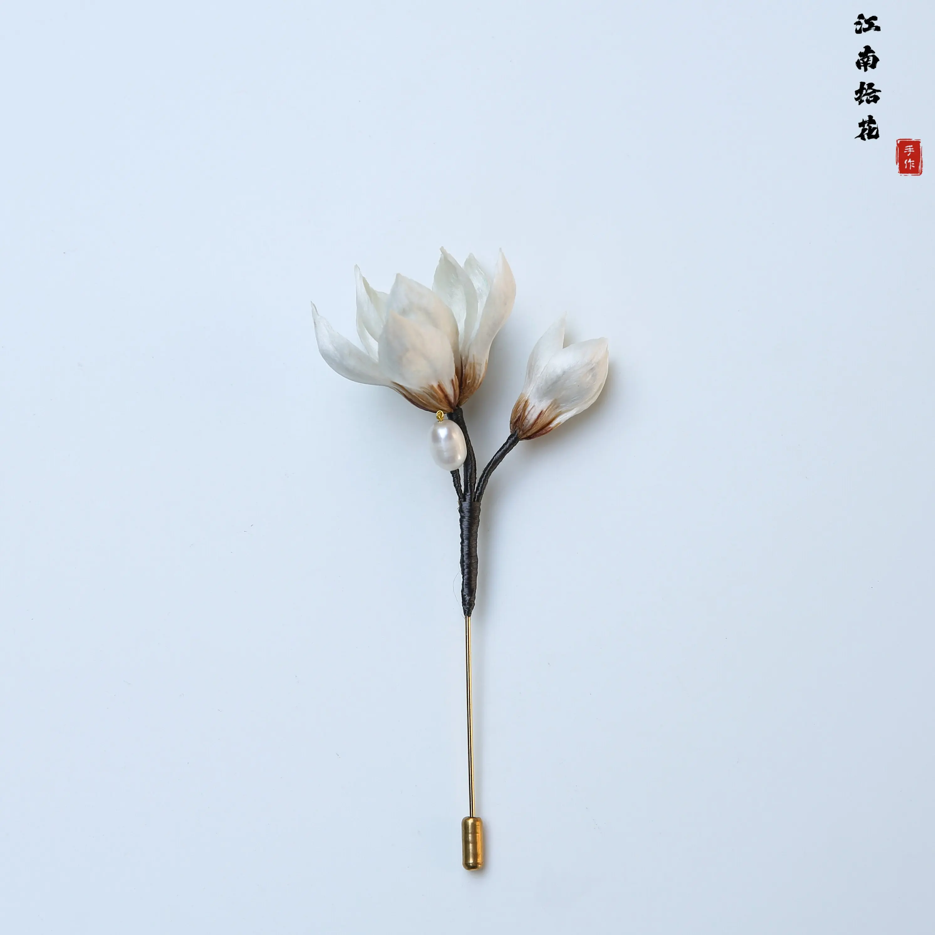 intangible-heritage-mulberry-silk-yulan-magnolia-velvet-brooch-handmade-lapel-pin-for-suit-sweater-gift