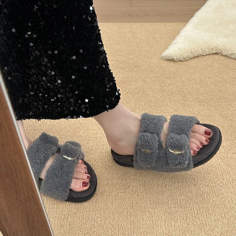 

New Thick-soled Faux Lamb Wool Slippers for Outdoor Wear - Versatile, Stylish, Slip-on, Luxury, Ultra-soft and Lightweight