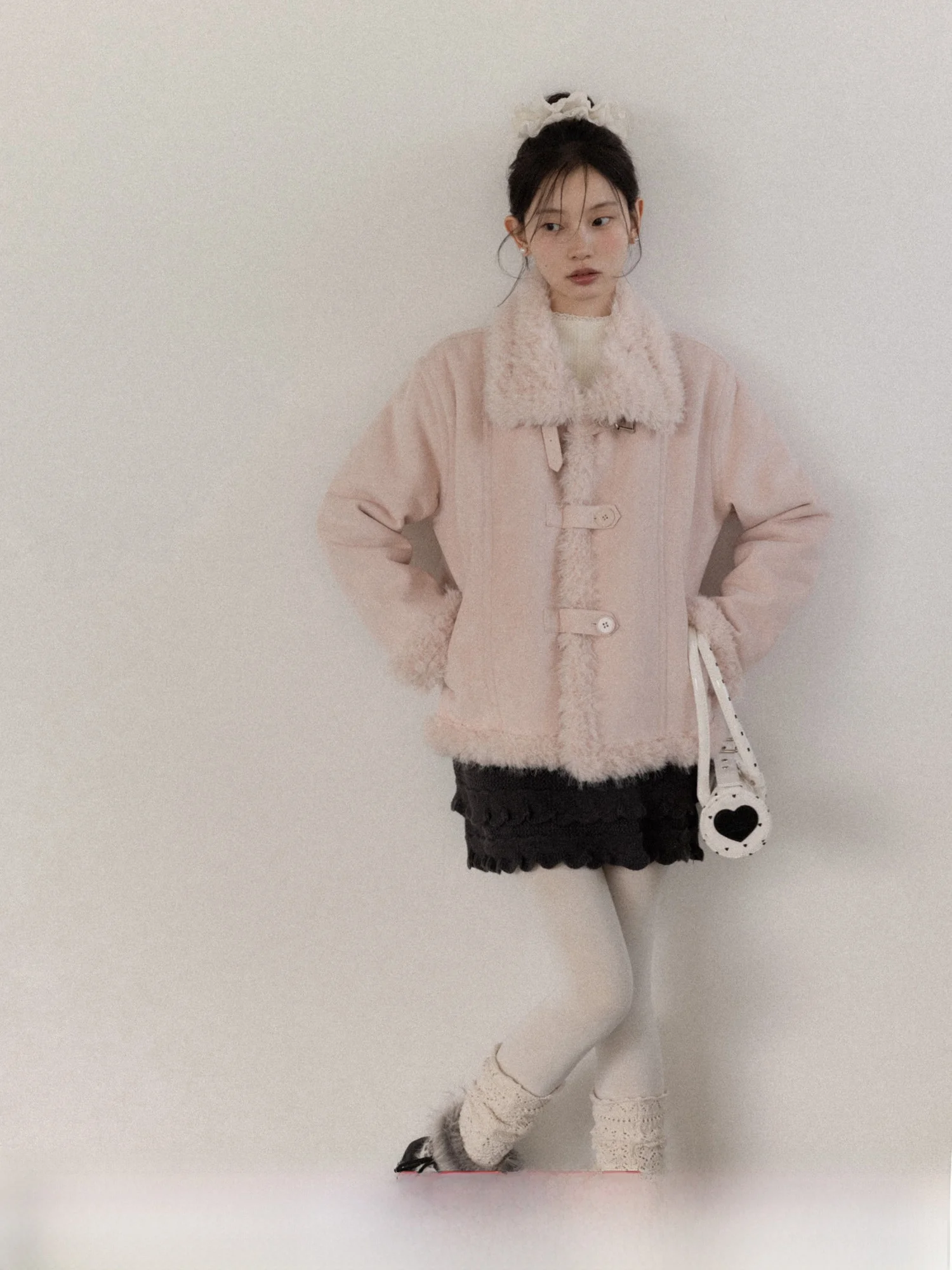 

Утепленное пальто из овечьей шерсти для женщин, свободного кроя, с отложным воротником, красное, теплое, повседневное, из полиэфирного волокна, с длинными рукавами, зимняя верхняя одежда