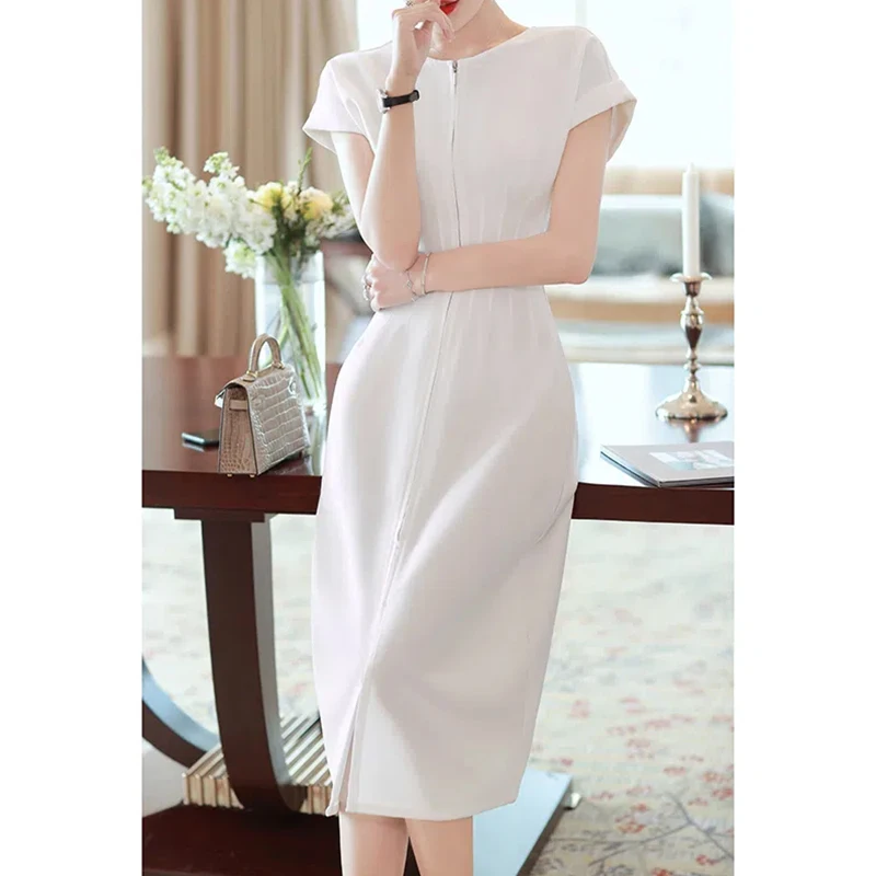 فستان المشاهير الأبيض سليم صالح ونحيف 2024 المرأة الجديدة قصيرة الأكمام الخصر ملفوفة تنورة الموضة غير رسمية فستان متوسط الطول