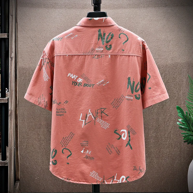 Camisa estampada com letras masculina, manga curta, camisa casual solta, streetwear social, roupa havaiana, moda verão, 2024