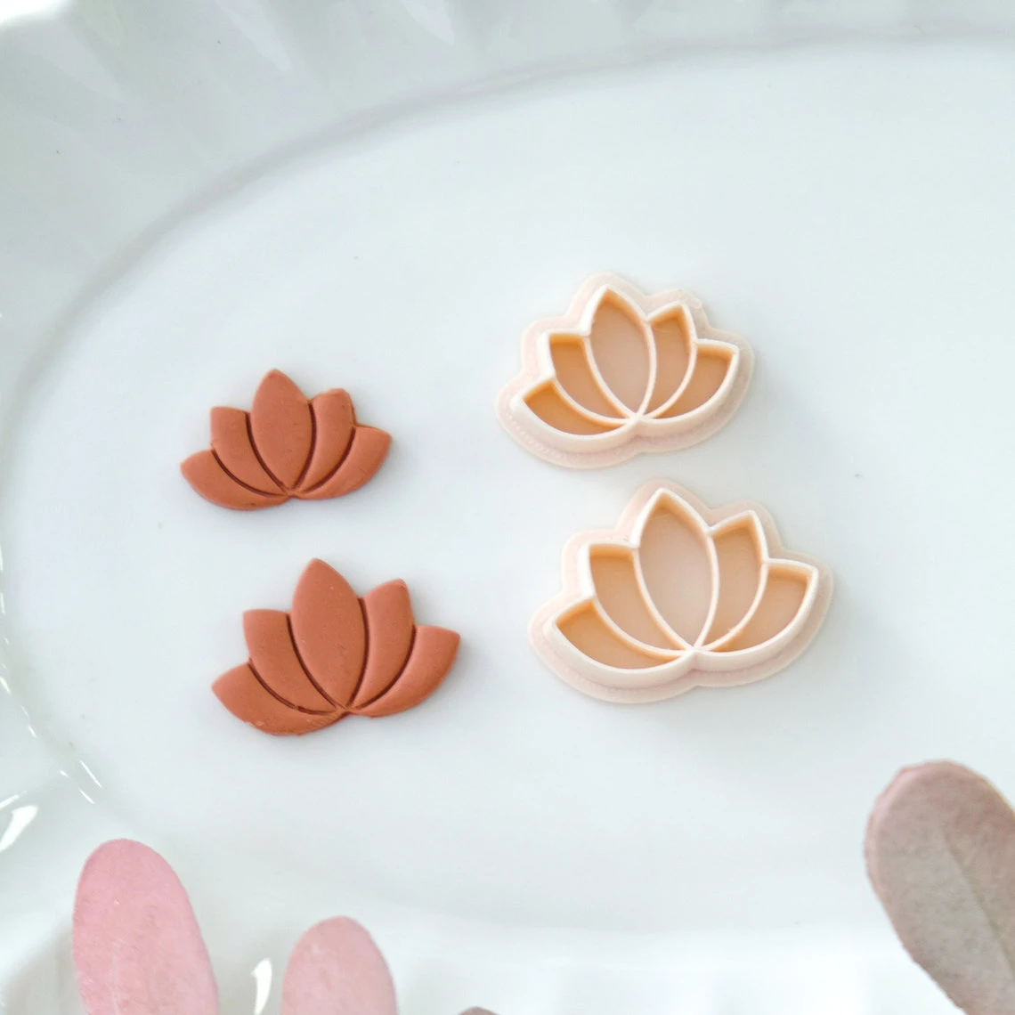 Flower Lotus Polymer Clay Cutter Floral Embossed Soft Pottery Molds Earring Jewellery Pendant Making Cutting DIY Clay Hand Tools