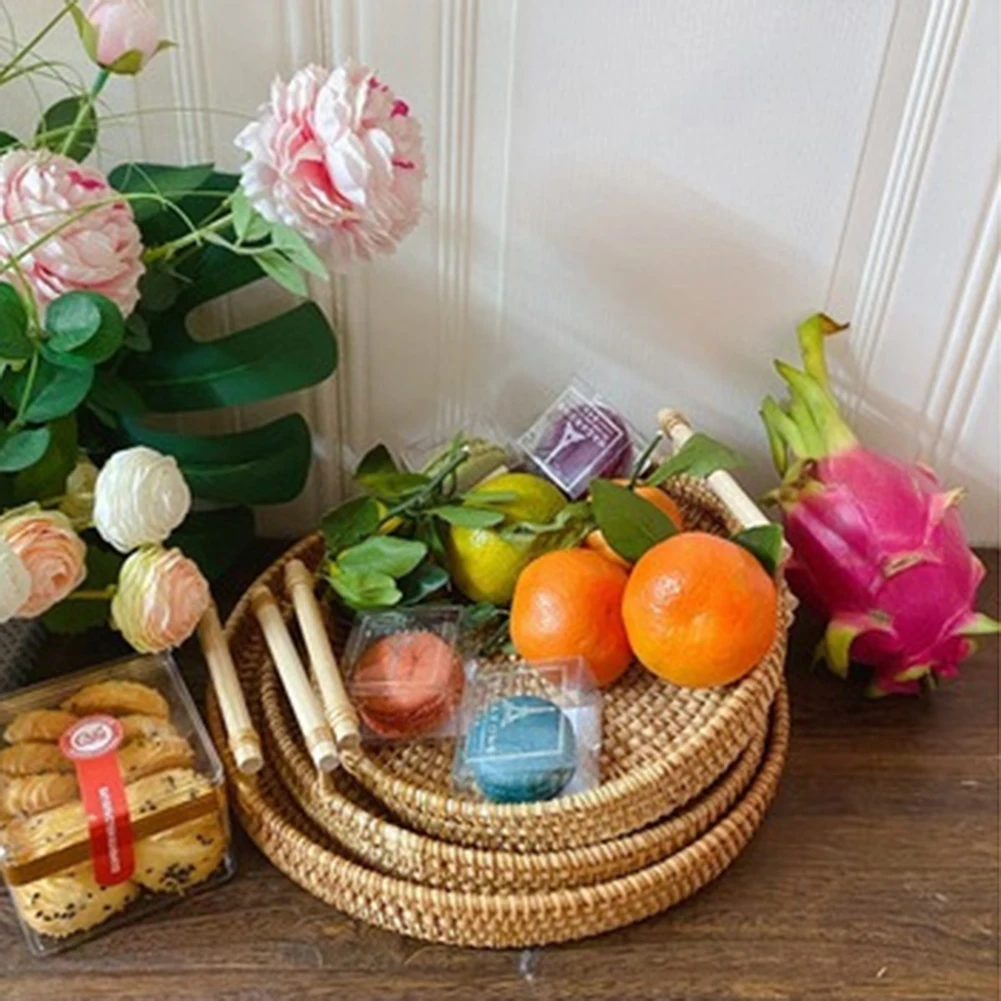 Rattan Handmade Real Rattan Fruit Storage Basket With Wooden Handle Round Wicker Basket Fruit Cake Platter Dinner Serving Tray