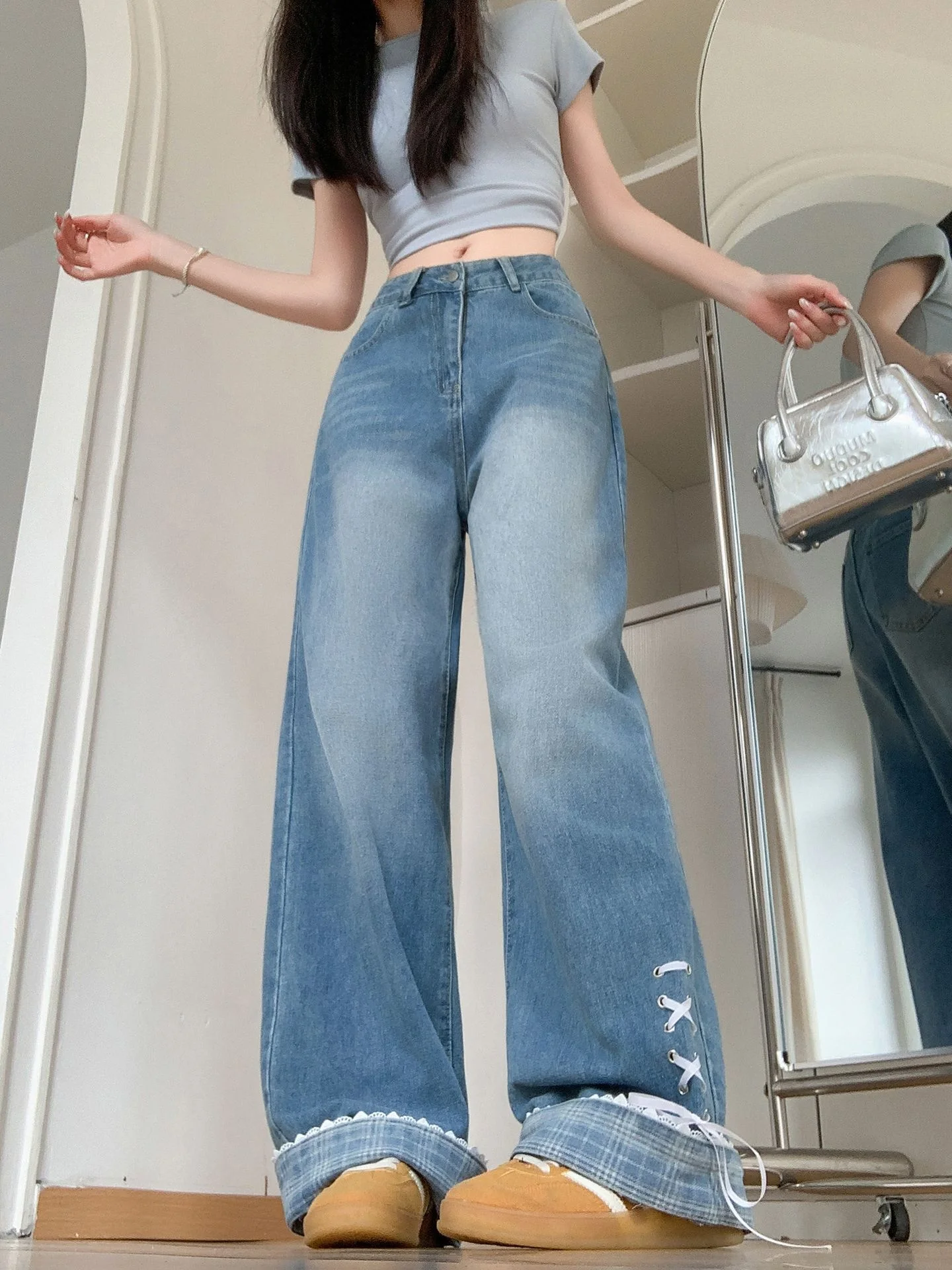 

Retro Floral Embellished Distressed Denim Wide Leg Pants with Belt for Women High Waist Straight Cut Summer Blue Jeans
