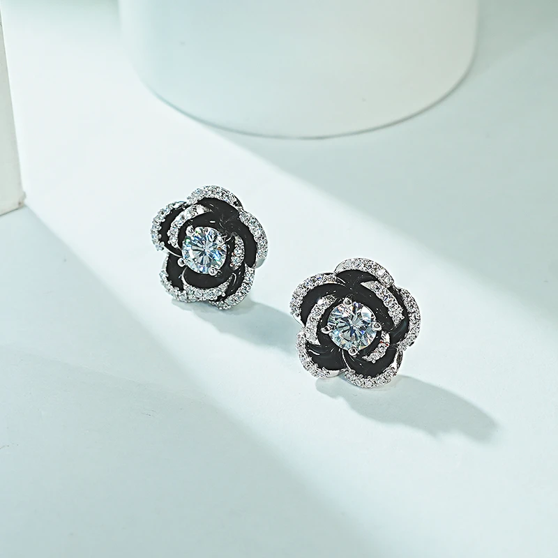 Xiaoxiangfeng Black Camellia 925 Silver Ear Studs Set with High Carbon Diamonds, Versatile and Fashionable Wedding Jewelry