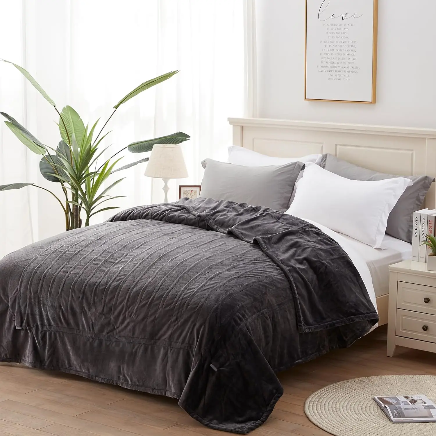 

Electric Heated Throw Blanket with 10 Heat Levels, Auto Shut-Off, Overheat Protection, Machine Washable Flannel (Twin, Charcoal)