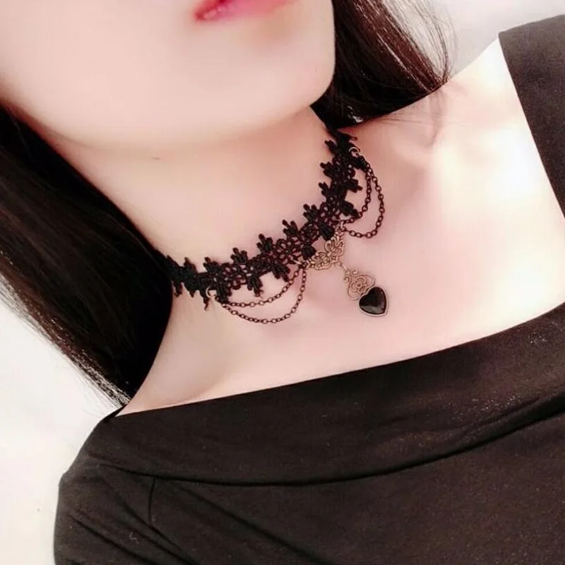 Gothic Victorian Black Lace Necklace Women Girl Sexy Velvet Choker Collar With Crystal Tassel Pendant Dark Style Neck Jewelry