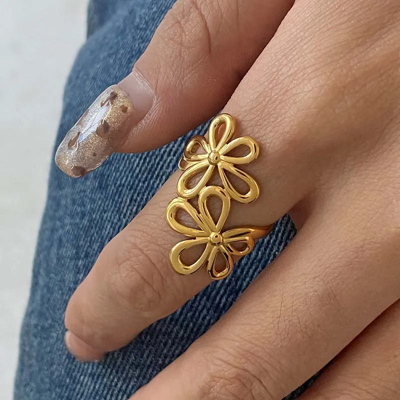 Anillos abiertos de flor hueca de Color dorado de acero inoxidable para mujer, anillos de dedo con dije de flor Irregular de Metal Vintage, regalos de joyería
