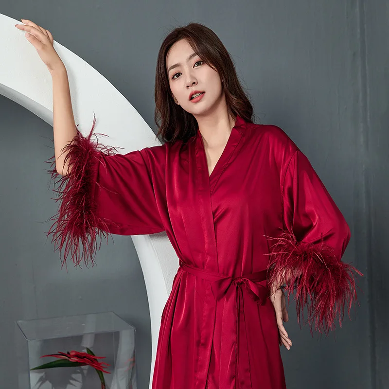 Women Wedding Bride Feather Robes Satin Silk Loungewear Kimono Bathrobe Gown for Lady Short Nightgown Bridesmaid Robe Sleepwear