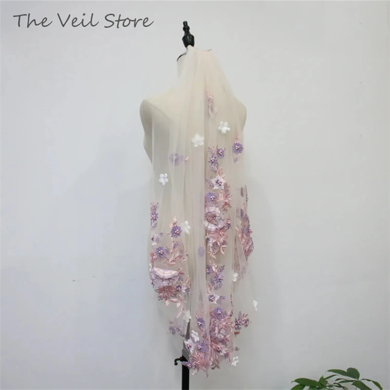 Short Floral Bridal Wedding Veils With Comb Accessories For Brides Fingertip Purple Flowers Pink Beaded Pearls 3D White Tulle