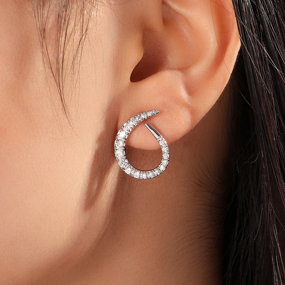 Sexy Luxury Diamond-set Zircon Earrings Suitable For Women To Wear Fashionable Jewelry For Travel, Parties, And Banquets