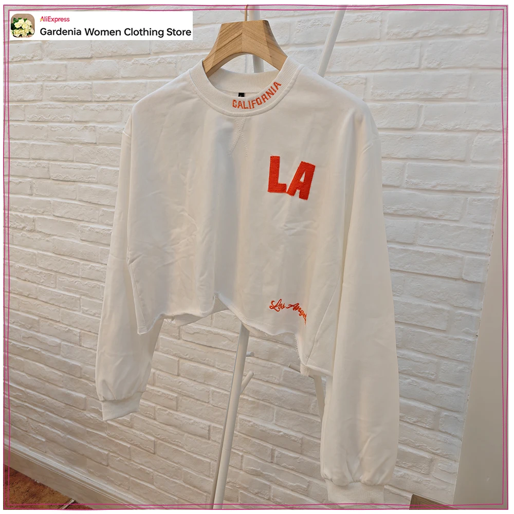 

Плюшевые укороченные свитшоты в стиле преппи для женщин: свободные хлопковые футболки с круглым вырезом и длинными рукавами, с контрастной вышивкой текста