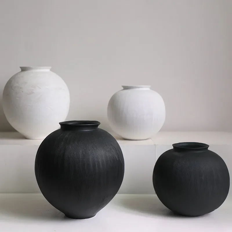 japanese-style-wabi--wind-pure-handmade-art-sense-vase-tea-space-flower-utensils-ornaments-flowers-green-plant-utensils-home