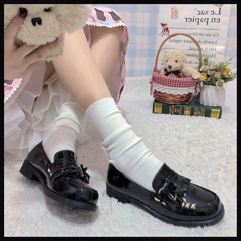 Original Japanese Preppy Style JK Uniform Low Heel Shoes Round Toe Bowknot Bright PU Sweet Versatile Loafers Women Lolita Shoes
