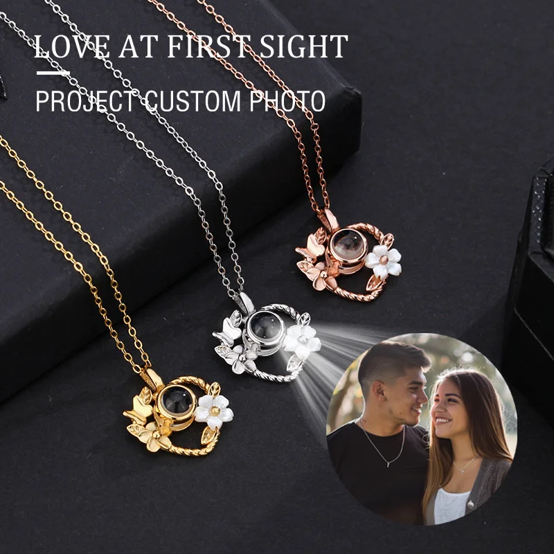 

Custom Color Photo Projection Necklace Heart Wreath Pendant For Women Birthday Mother's Valentine's Day Elegant Jewelry Gift