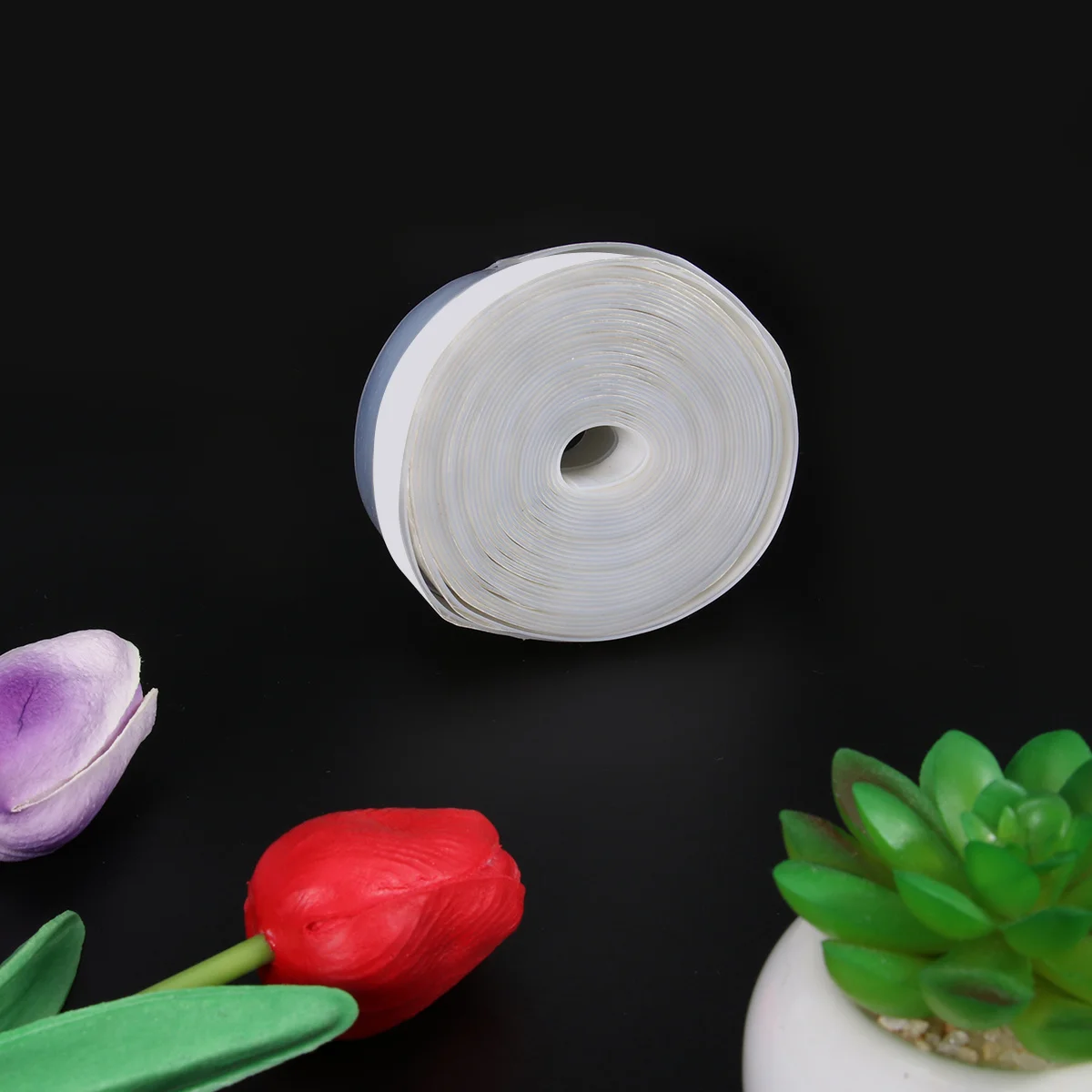 

1 Roll Doors Windows Sealing Strip 5m Translucent 35mm Soundproof Weatherproof Adhesive Tape for Bedroom Livingroom Diningroom