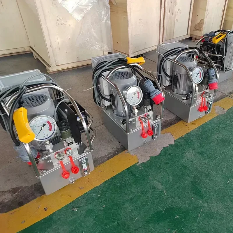 2026 hot 2026 hot Three-stage pump for hydraulic drive wrench EPS200 ultra-high pressure electric pump large flow light7.1