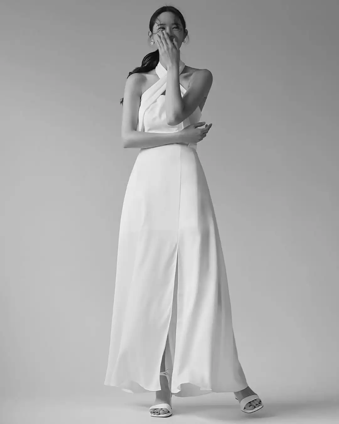 MD Halter A-line vestido de novia sin mangas con abertura lateral sin mangas Corea sesión de fotos hasta el tobillo vestido de noche con cremallera personalizado 2025