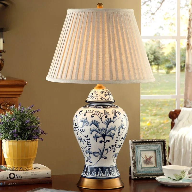 all-copper ice-cracked ceramic American table lamp, blue blue and white porcelain bedside