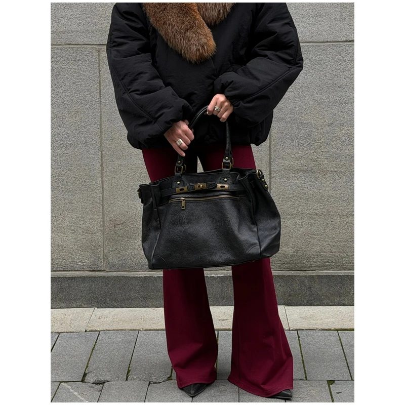 Women Winter Warm Short Puffer Jacket Oversized Loose Fit Big Faux Fur Collar Button Closure  New Casual Street Outerwear Coat
