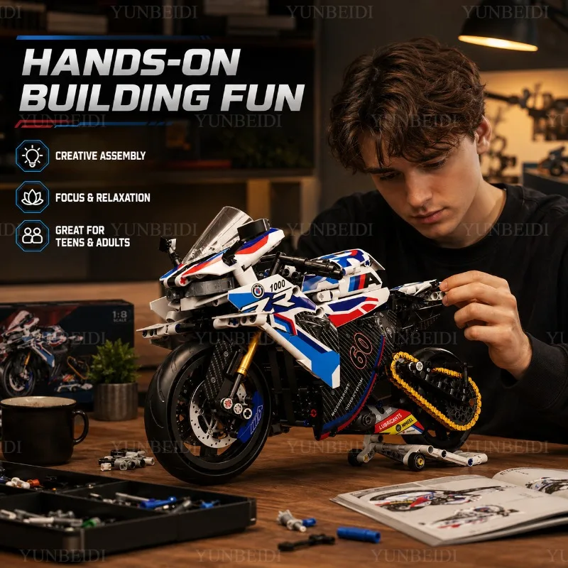 1:8 Motorcycle Building Blocks Model Set 715PCS+ Motorcycle Assembly Educational Toy Adults Collection Christmas Children's Gift