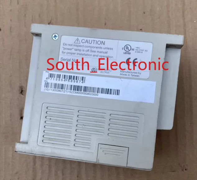 SYN10 S 220 05 AF  inverter  ,  In good working condition, free shipping  a