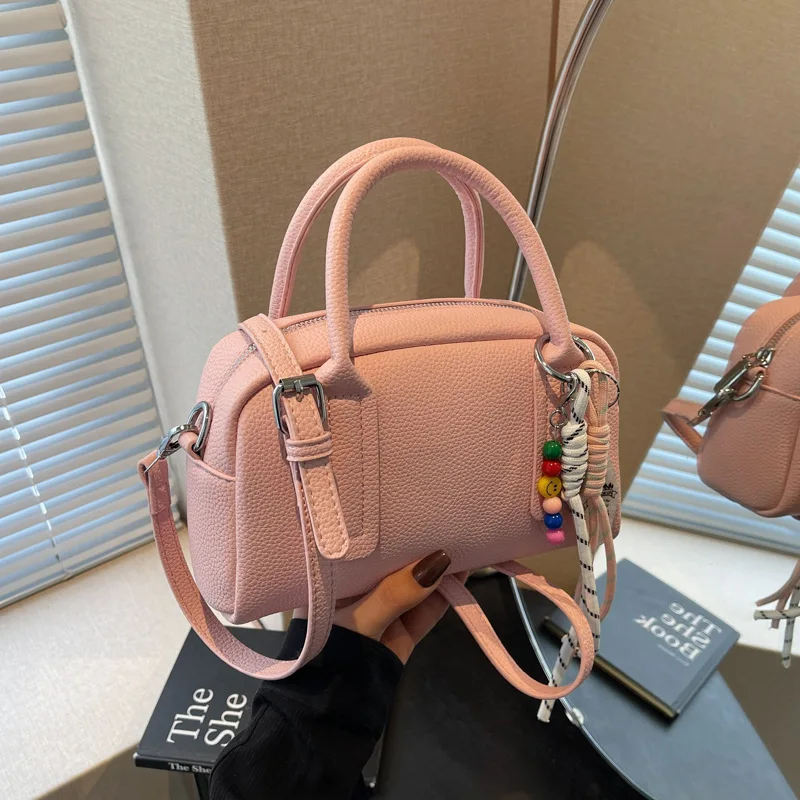 

Модные новые маленькие сумки, нишевая мода, иностранный стиль, женская сумка через плечо с высококачественной текстурой, портативная сумка-подушка