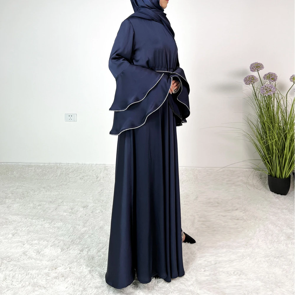 

Muslim Women Dress with Shawl Scarf Diamonds Chain Embellishment Layered Flare Sleeves Party Ramadan Islamic Robe