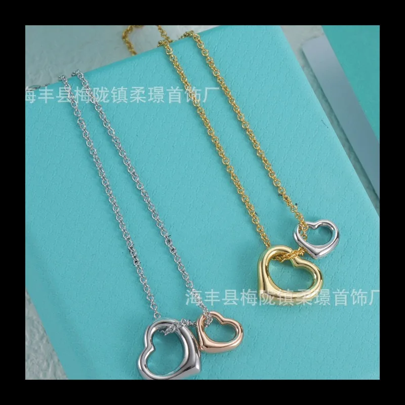 

High Version Fashion Creative Love Hollow Heart Pendant Necklace Women's Collarbone Chain Simple Necklace