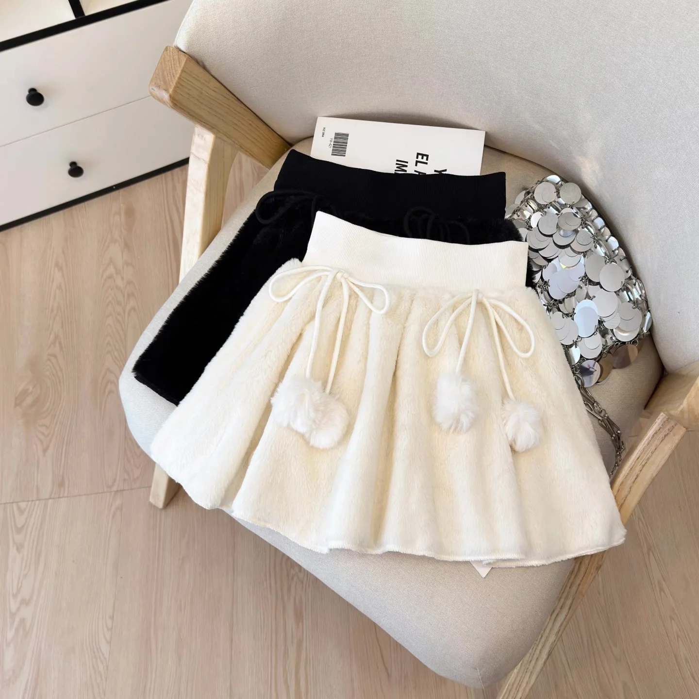 

Женская мини-юбка с белым бантом в винтажном корейском стиле Y2k Gyaru, плюшевая юбка трапециевидной формы, юбки в стиле Харадзюку, одежда 2000-х годов, весна-лето