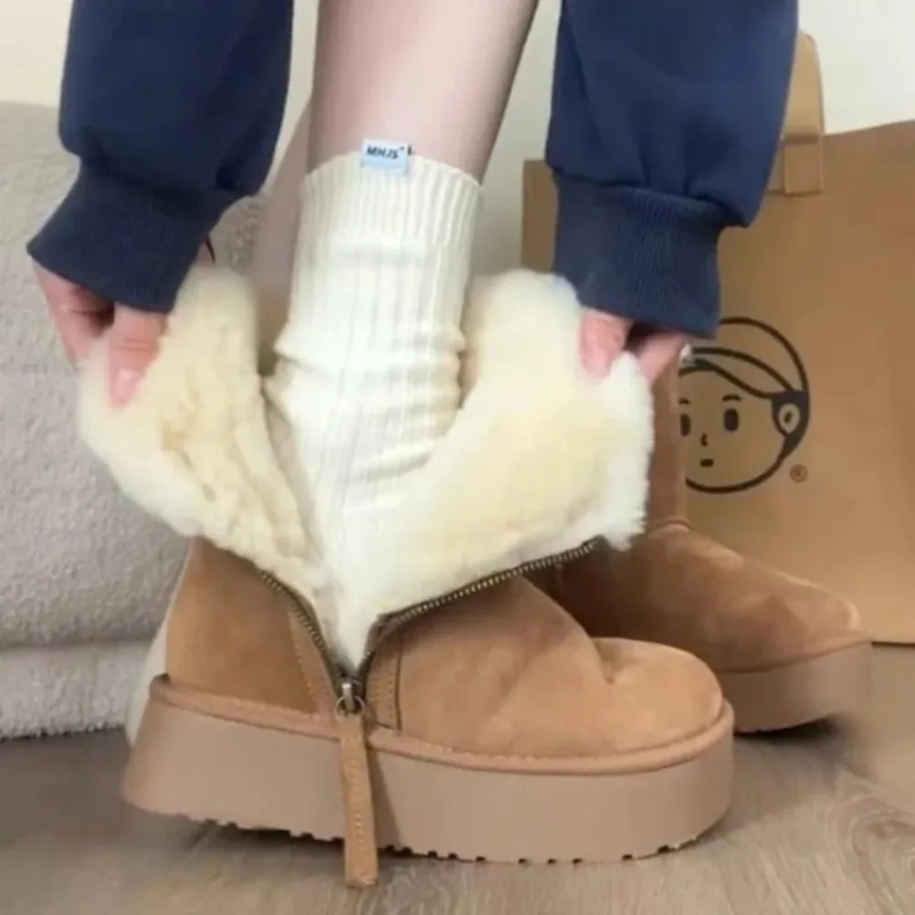 

Snow boots with thick soles, winter hot selling new style with added fleece and thick thickness, fashionable and versatile boots