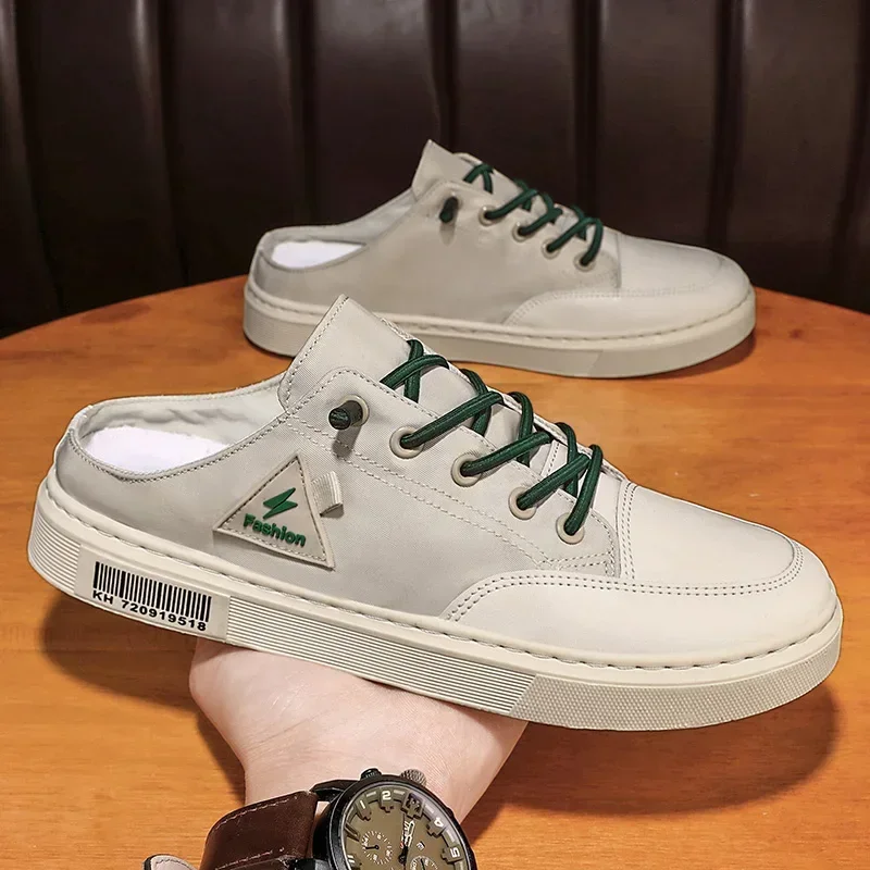 

Classic Series Men's Vulcanized Flat Heel Low-top Round-toe Lace-up New Casual Large-sized Fashionable Walking Sneakers