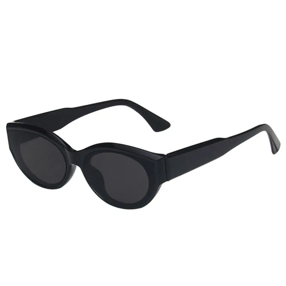 Trend UV Protective Retro Sunglasses Oval Frame Black Shades Outdoor Sunglasses Street Photos Accessories Driving Glasses